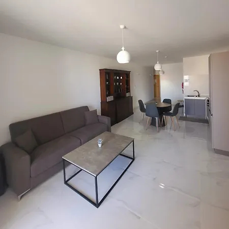 Apartment Saphire 181 *