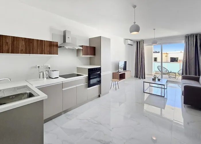 Saphire 181 * St Paul's Bay