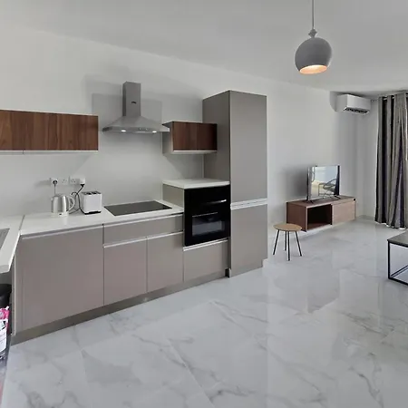 Apartamento Spacious With Large Terrace St Paul's Bay